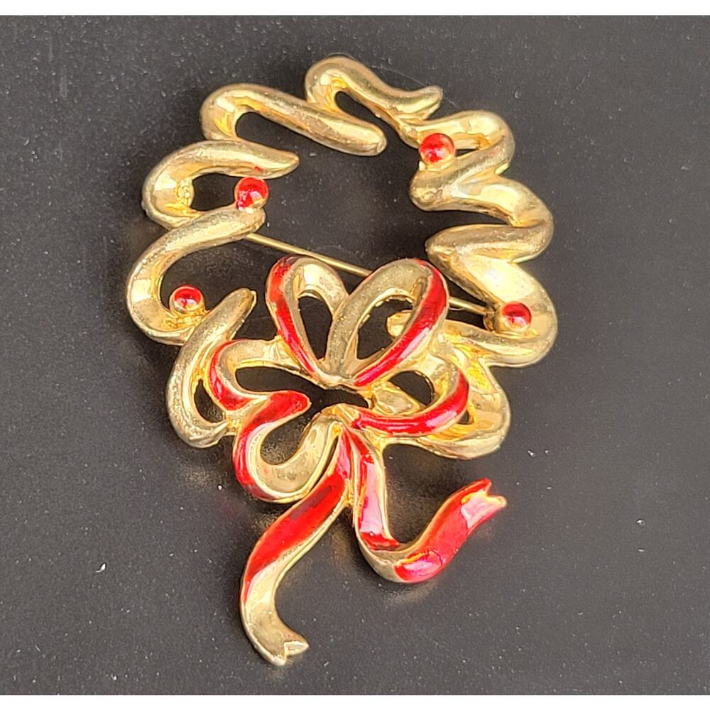 Vintage Gold-Tone Christmas Wreath Brooch with Red Enamel Bow, Holiday Pin